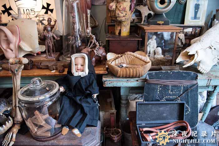 Oddities-S4.jpg